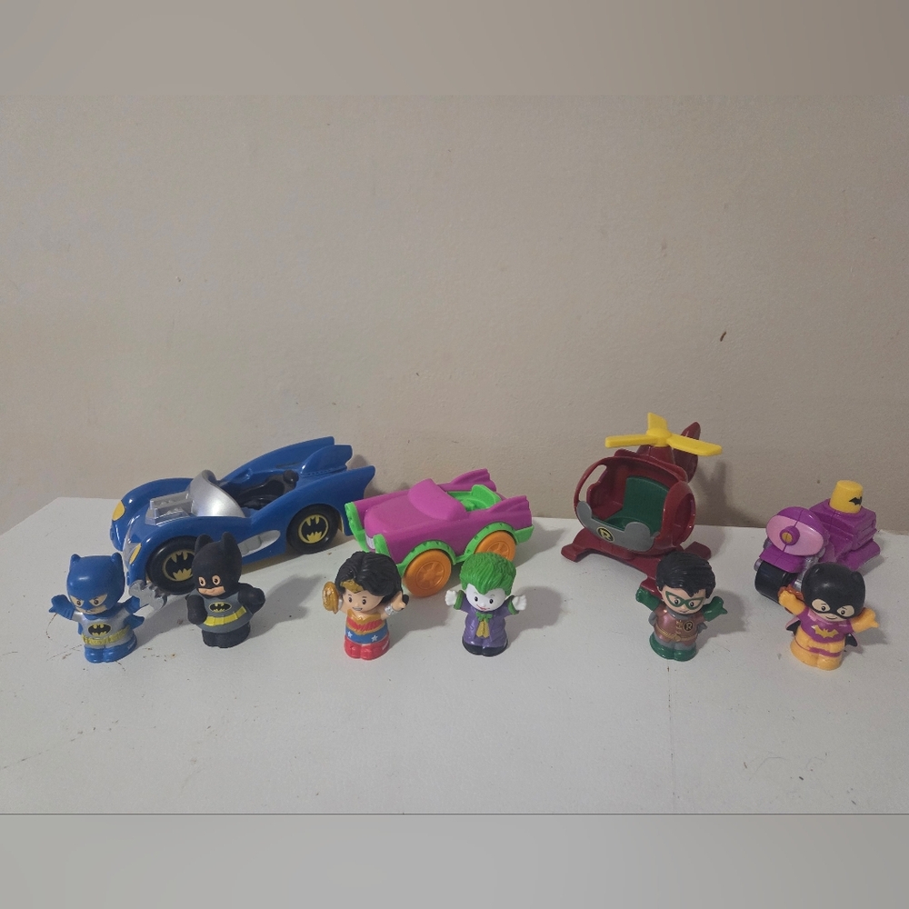 Fisher Price Little People DC Comics Figures And Vehichles